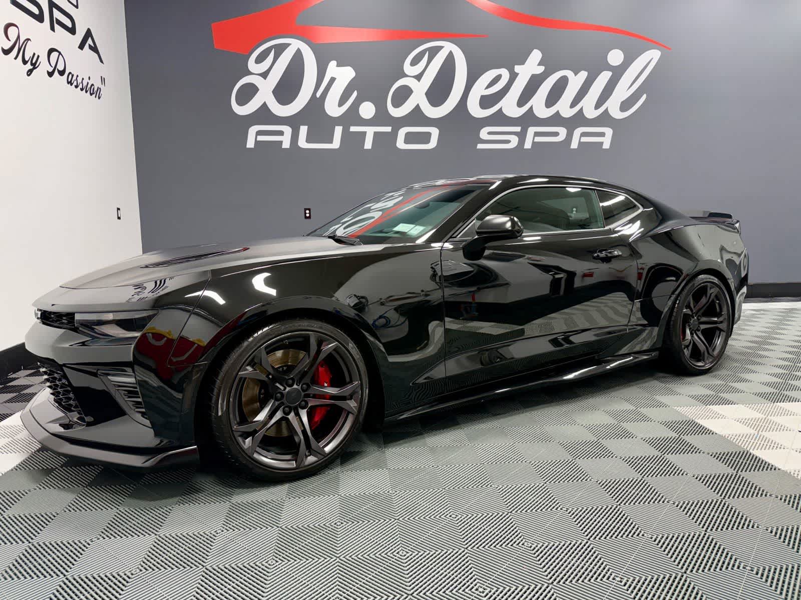 Thumbnail: 2018 Chevrolet Camaro - 1