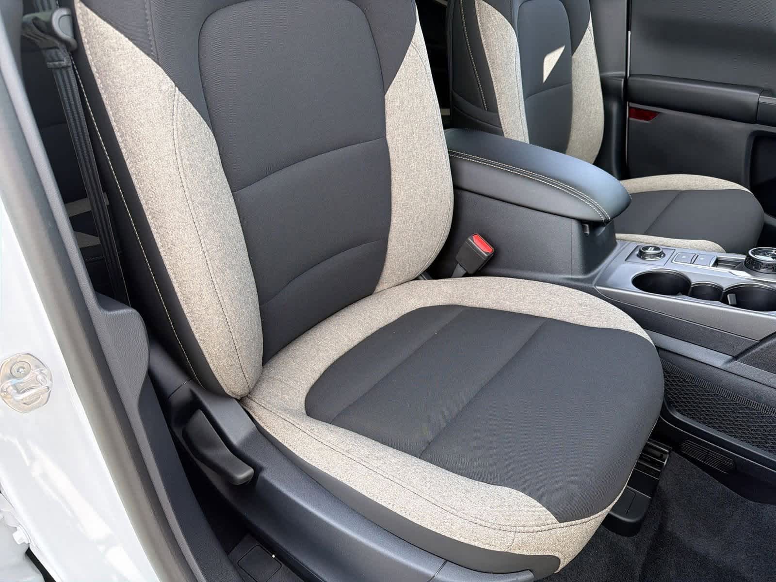 Thumbnail: 2025 Ford Bronco Sport - 22