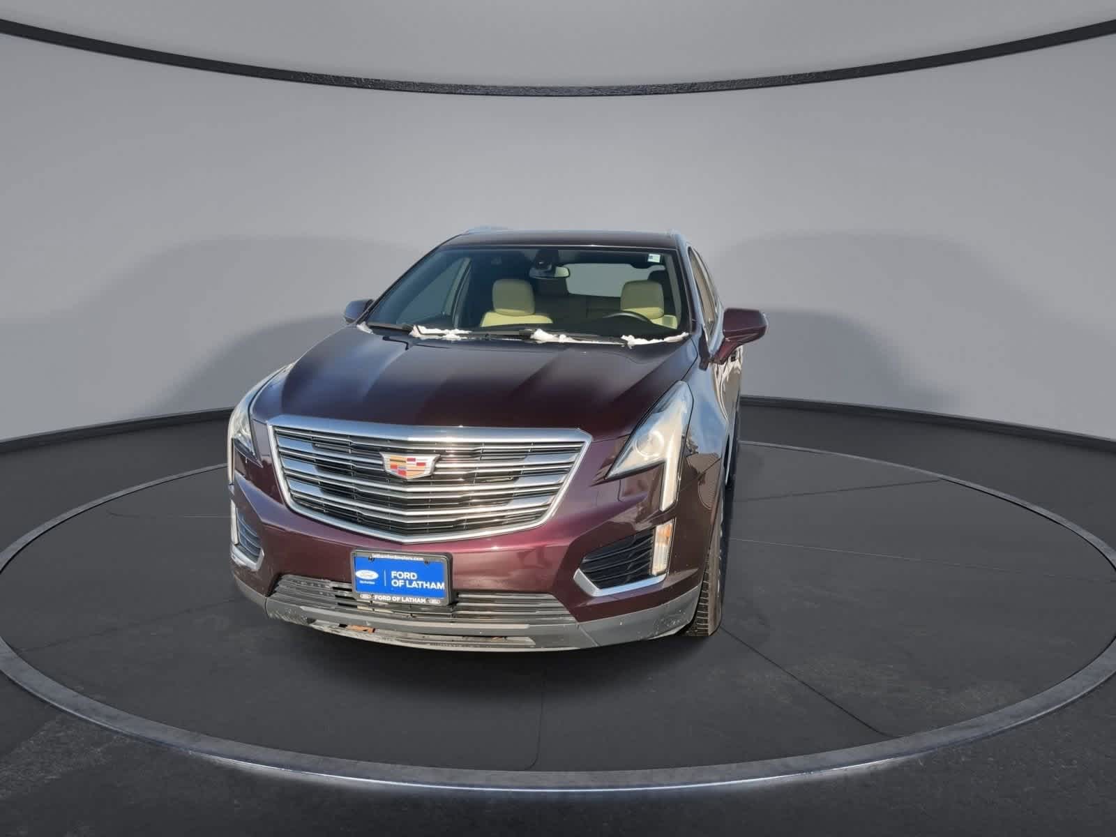 Thumbnail: 2018 Cadillac XT5 - 3