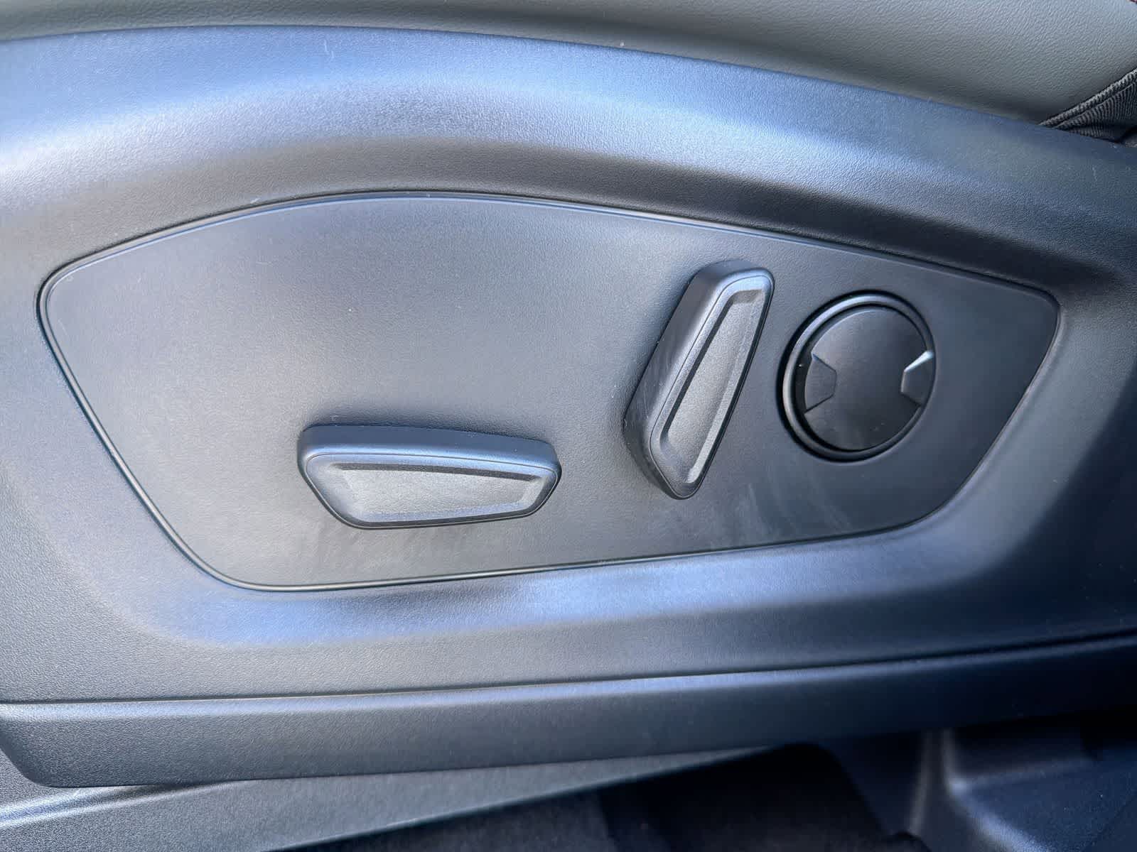 Thumbnail: 2026 Ford Explorer - 18