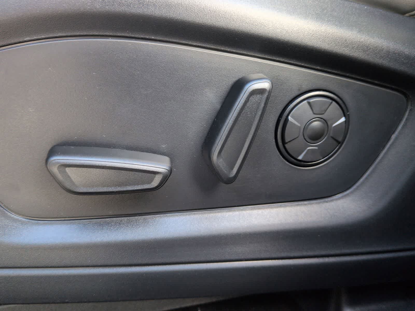 Thumbnail: 2026 Ford Explorer - 18