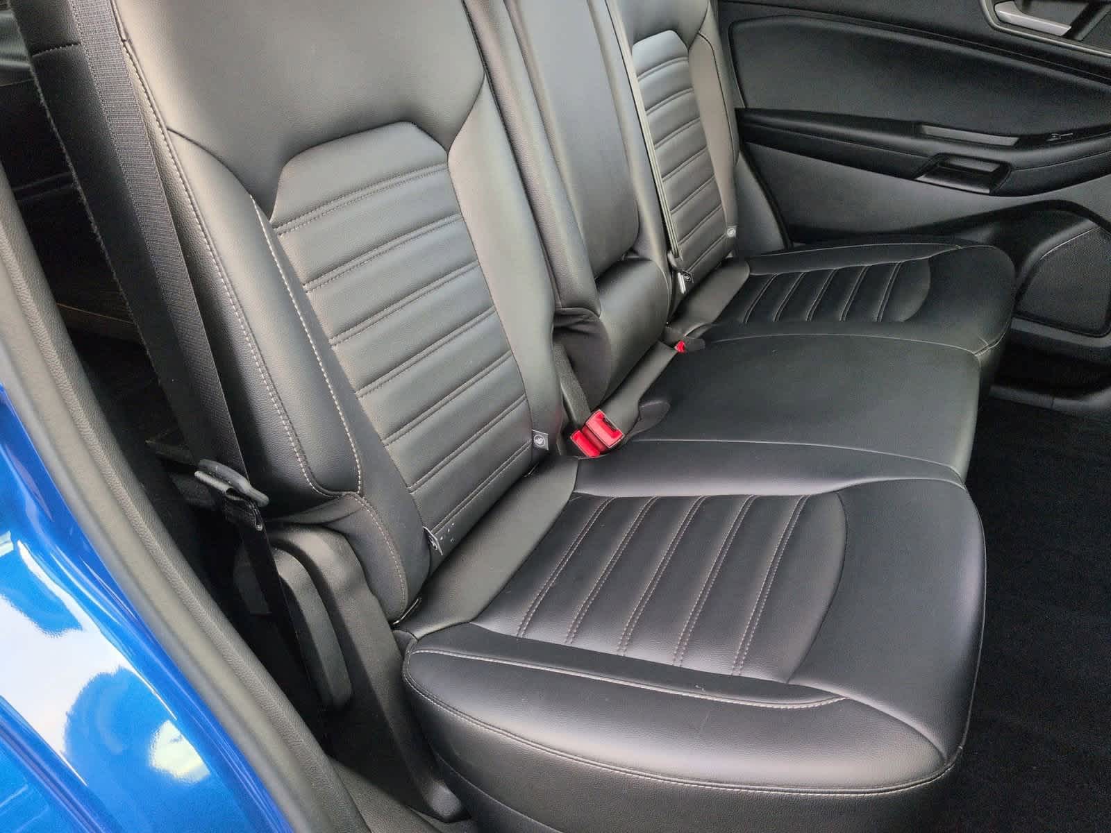 Thumbnail: 2022 Ford Edge - 22