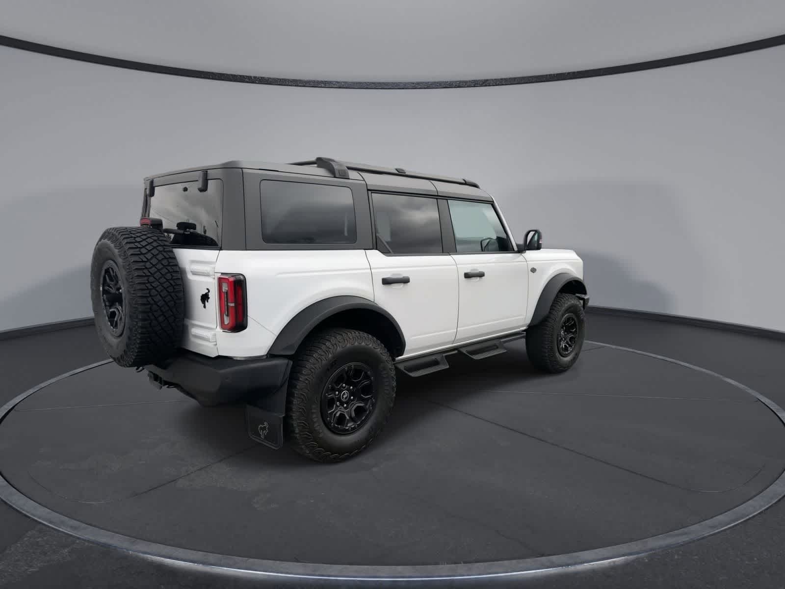 Thumbnail: 2024 Ford Bronco - 8