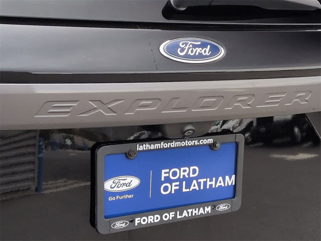 Thumbnail: 2022 Ford Explorer - 13