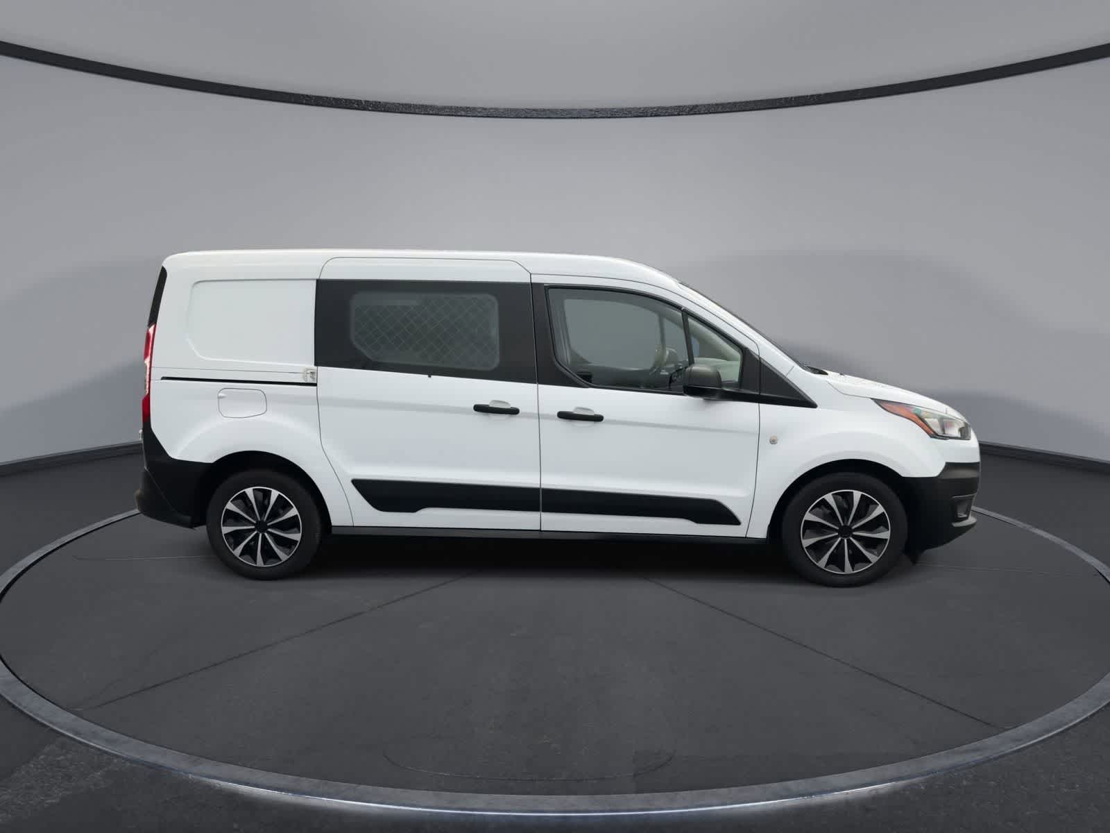 Thumbnail: 2022 Ford Transit Series - 9