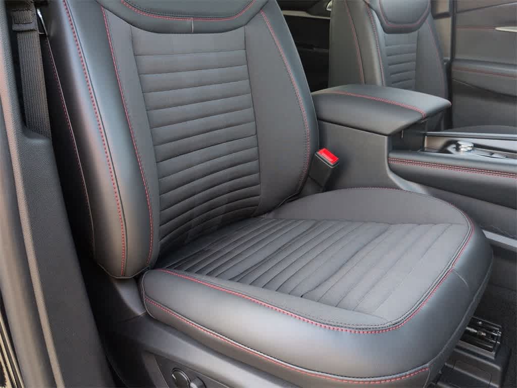 Thumbnail: 2025 Ford Explorer - 22