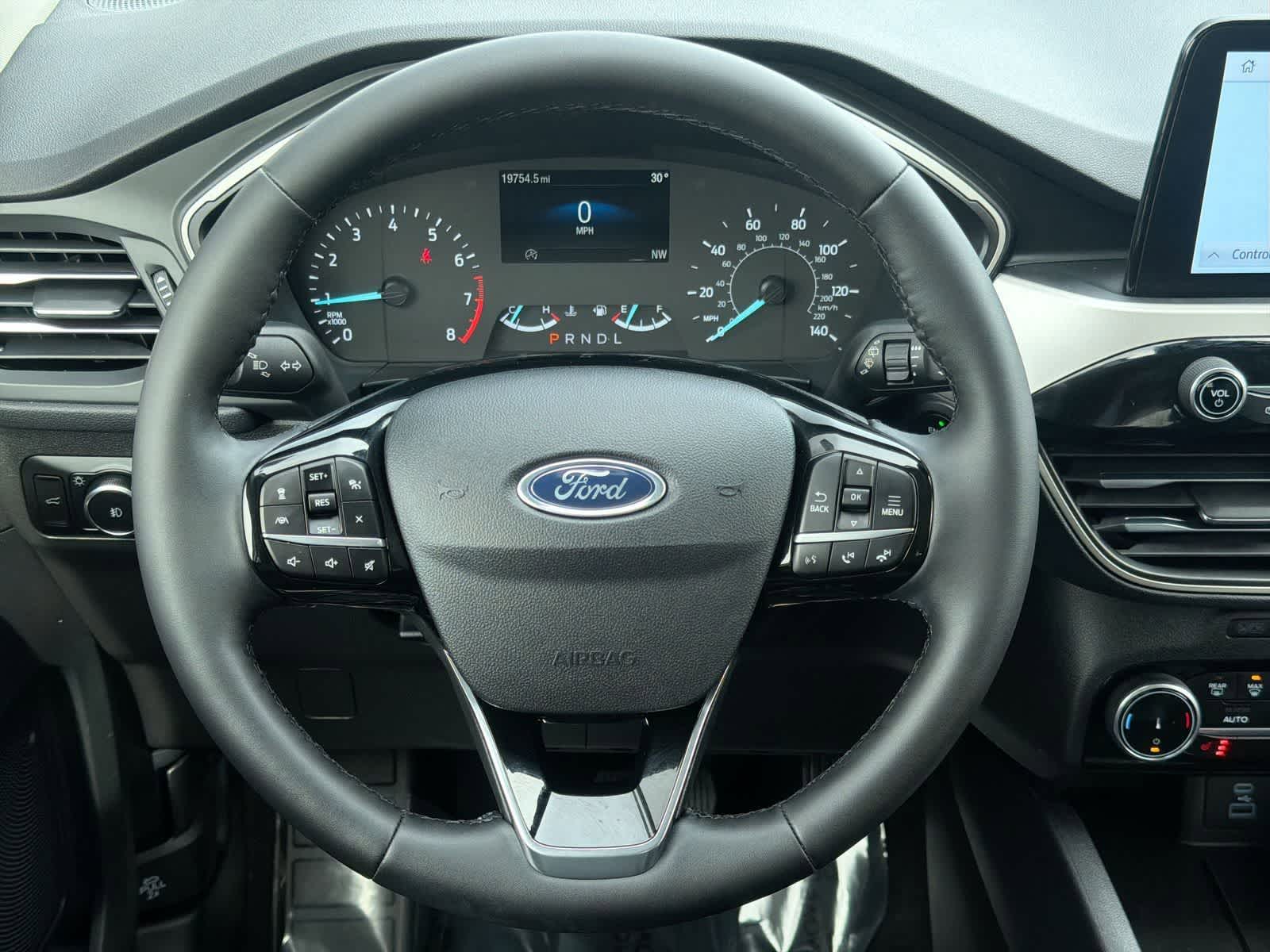 Thumbnail: 2022 Ford Escape - 25