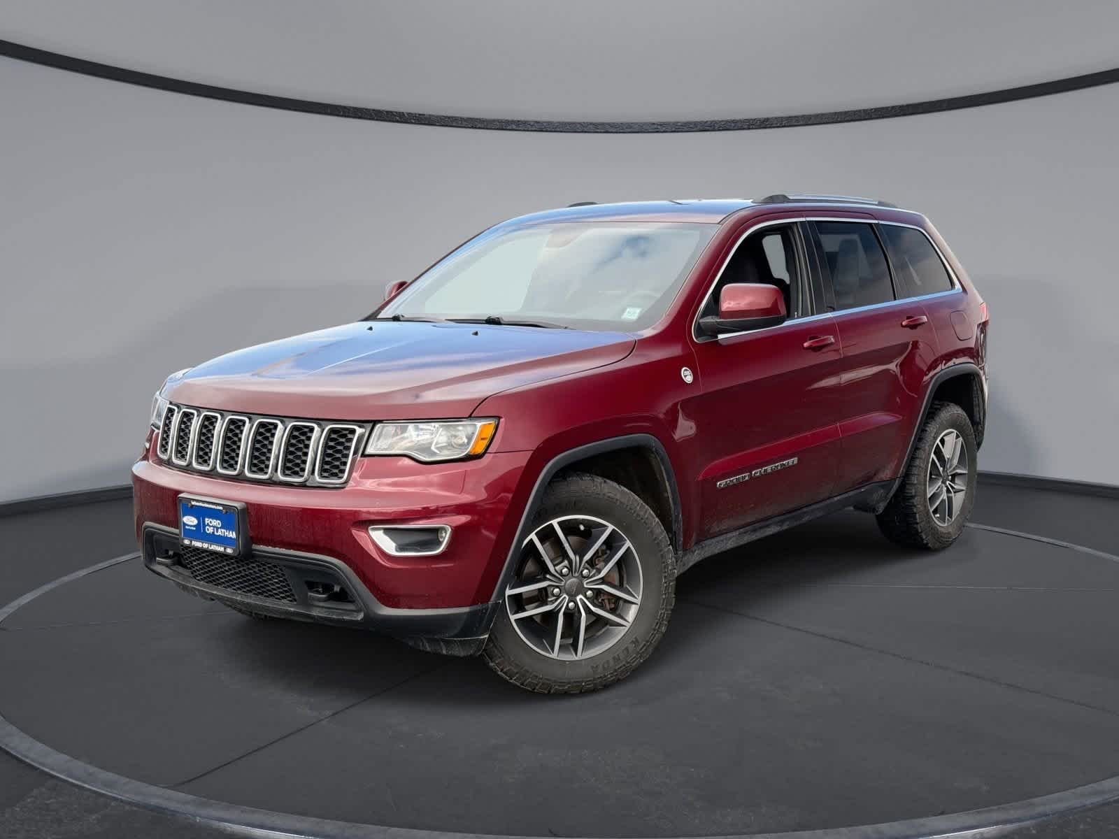 Thumbnail: 2019 Jeep Grand Cherokee - 1