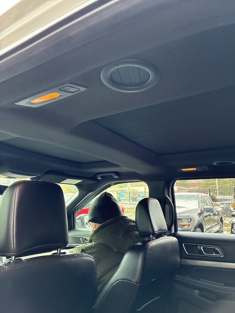 Thumbnail: 2018 Ford Explorer - 5