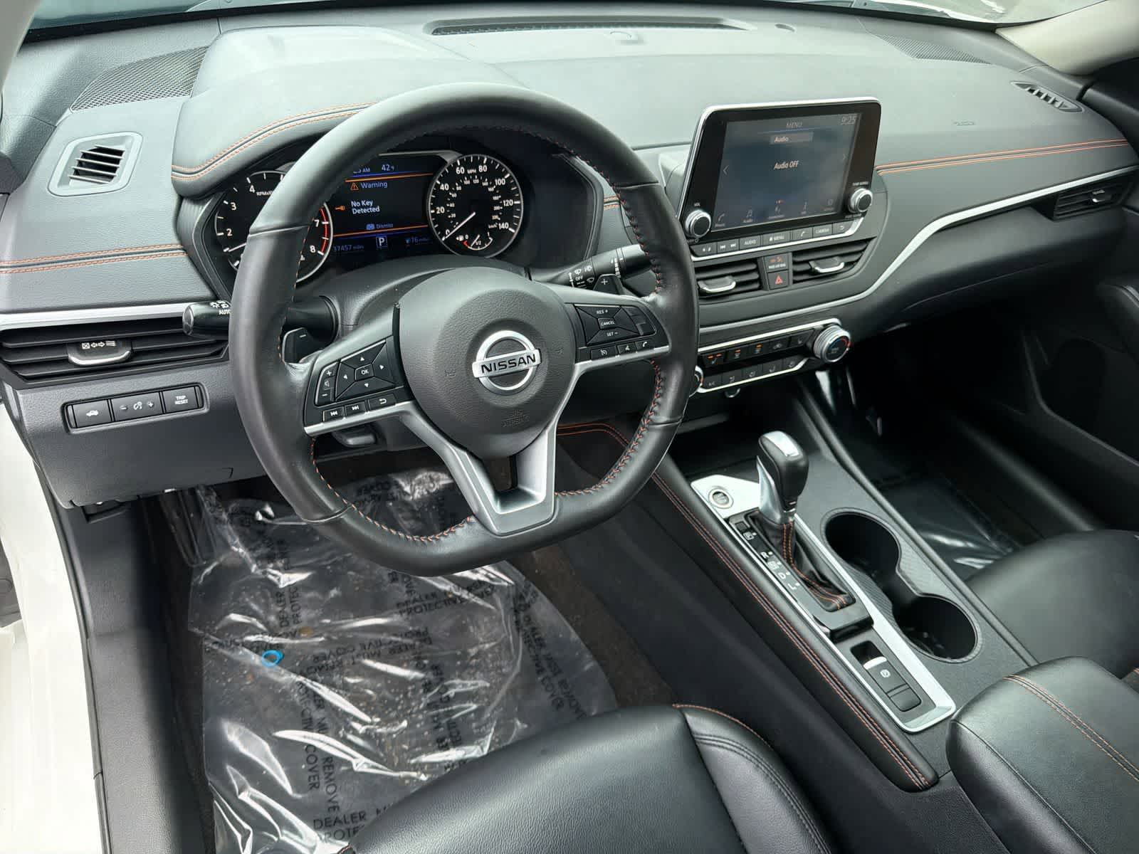 Thumbnail: 2022 Nissan Altima - 10