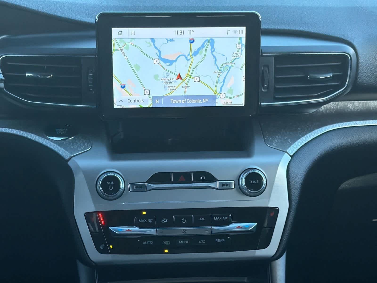 Thumbnail: 2022 Ford Explorer - 30