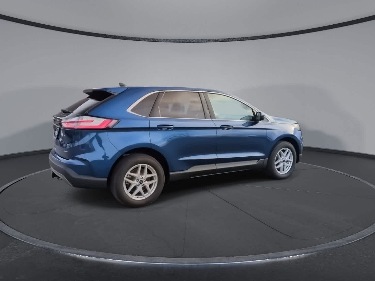 Thumbnail: 2022 Ford Edge - 8