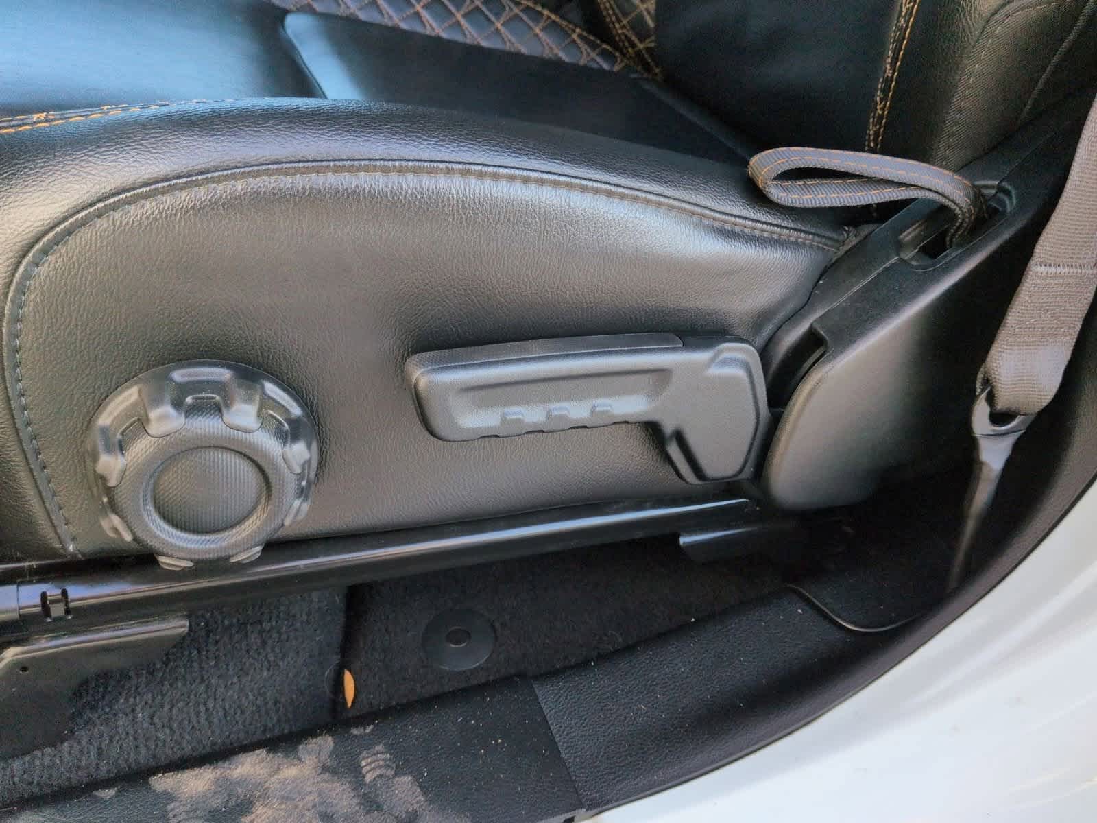 Thumbnail: 2021 Jeep Wrangler - 18