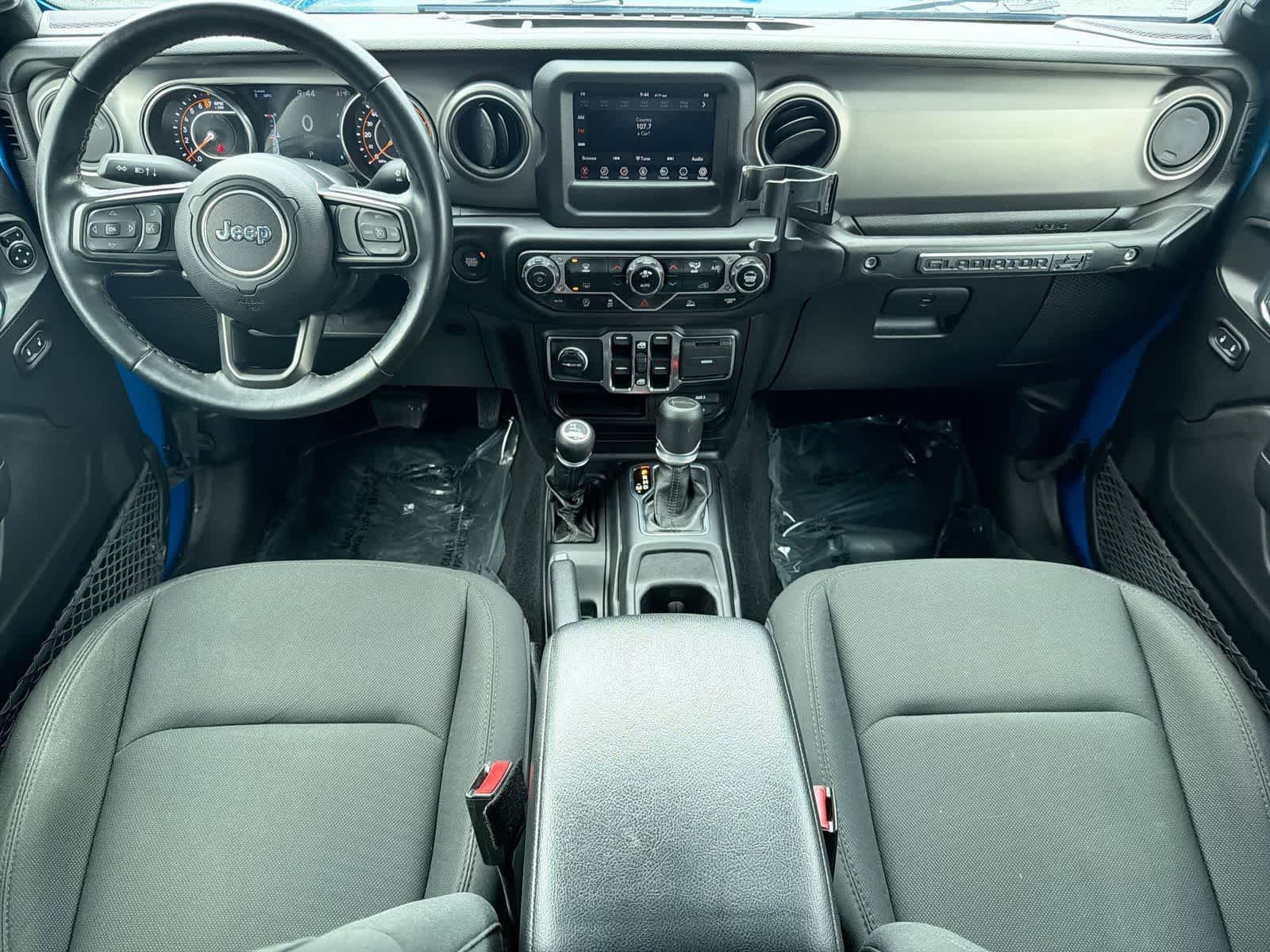 Thumbnail: 2021 Jeep Gladiator - 16