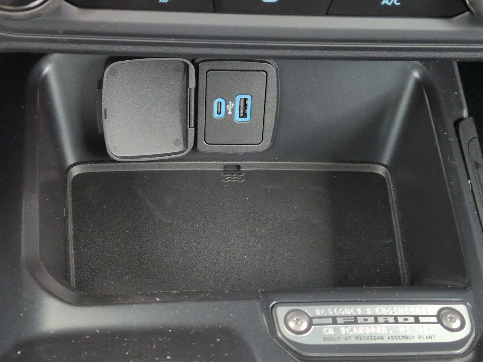 Thumbnail: 2025 Ford Bronco - 32