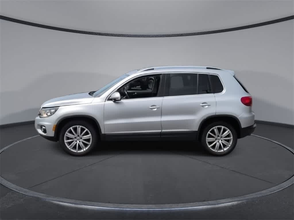 Thumbnail: 2016 Volkswagen Tiguan - 5