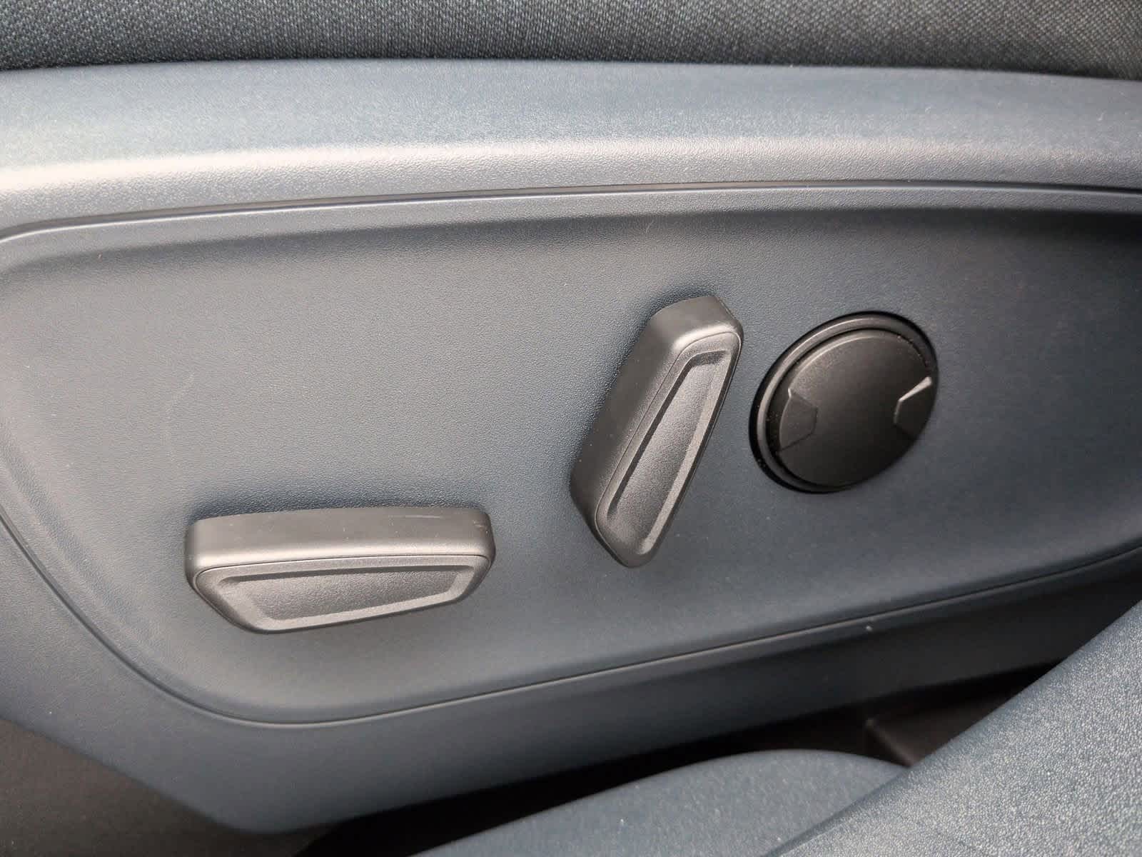 Thumbnail: 2026 Ford Maverick - 18