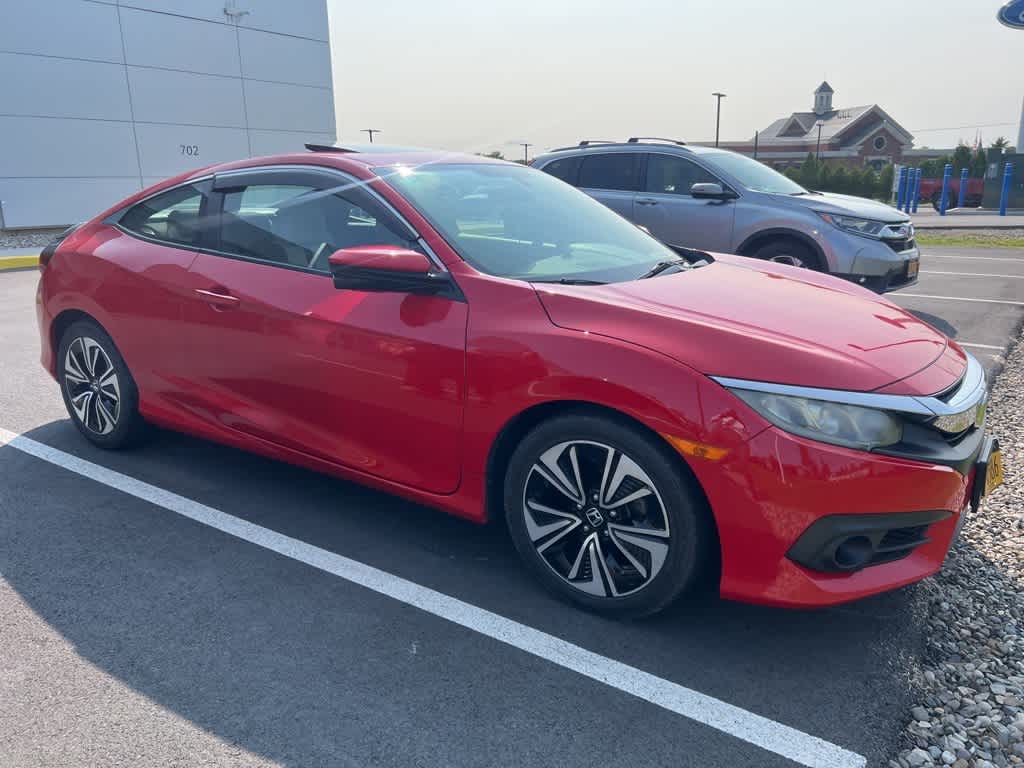 2016 Honda Civic EX-T Hero Image