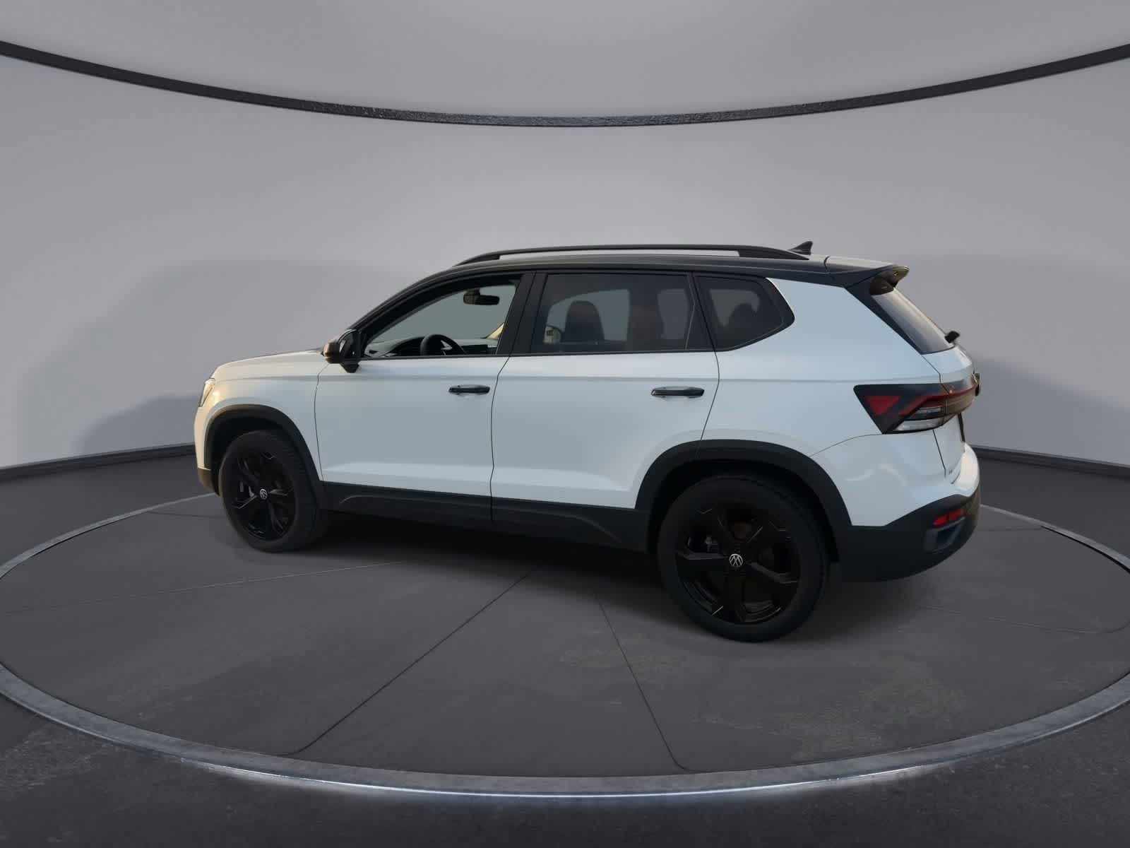 Thumbnail: 2025 Volkswagen Taos - 6