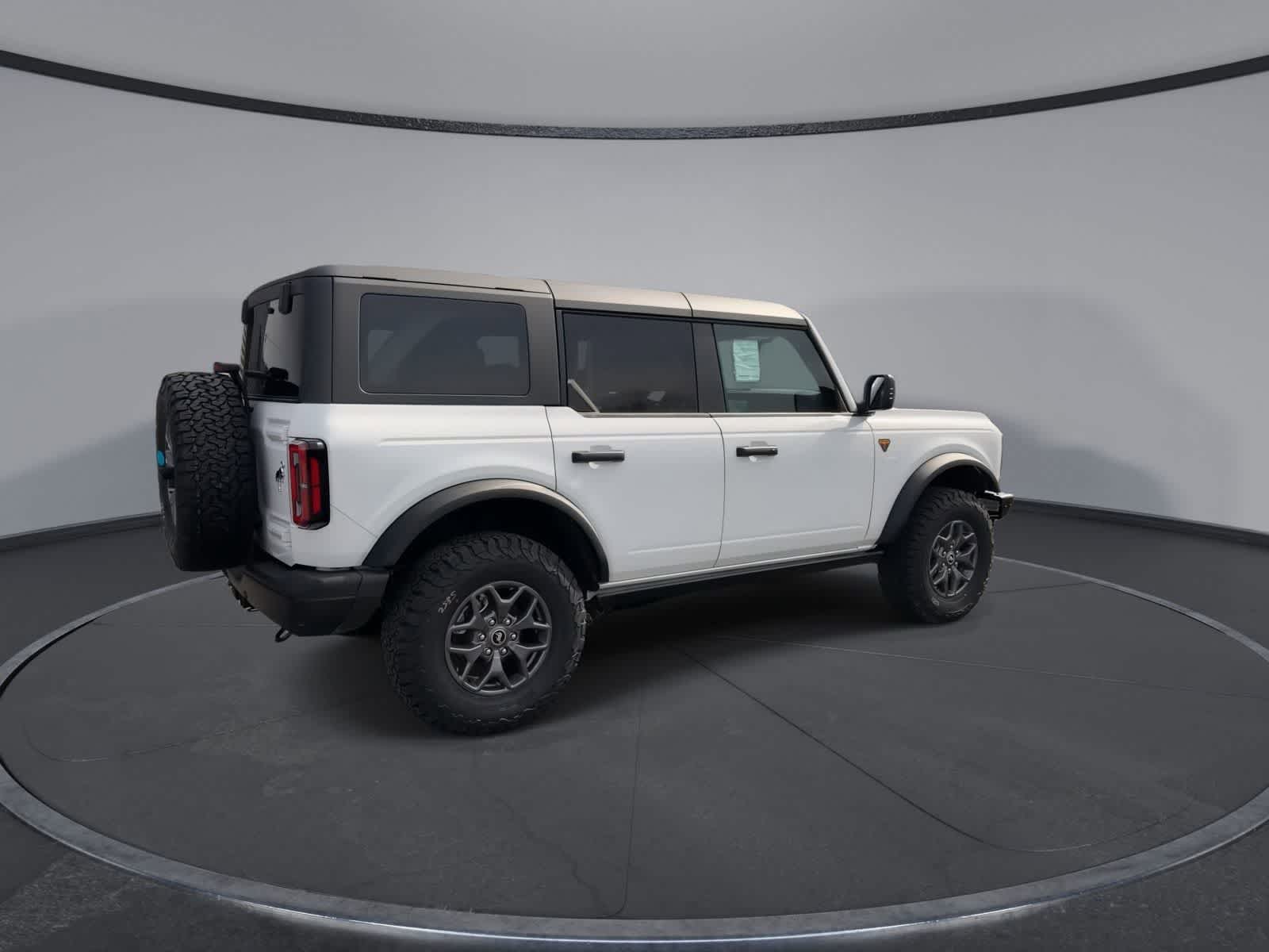 Thumbnail: 2025 Ford Bronco - 8