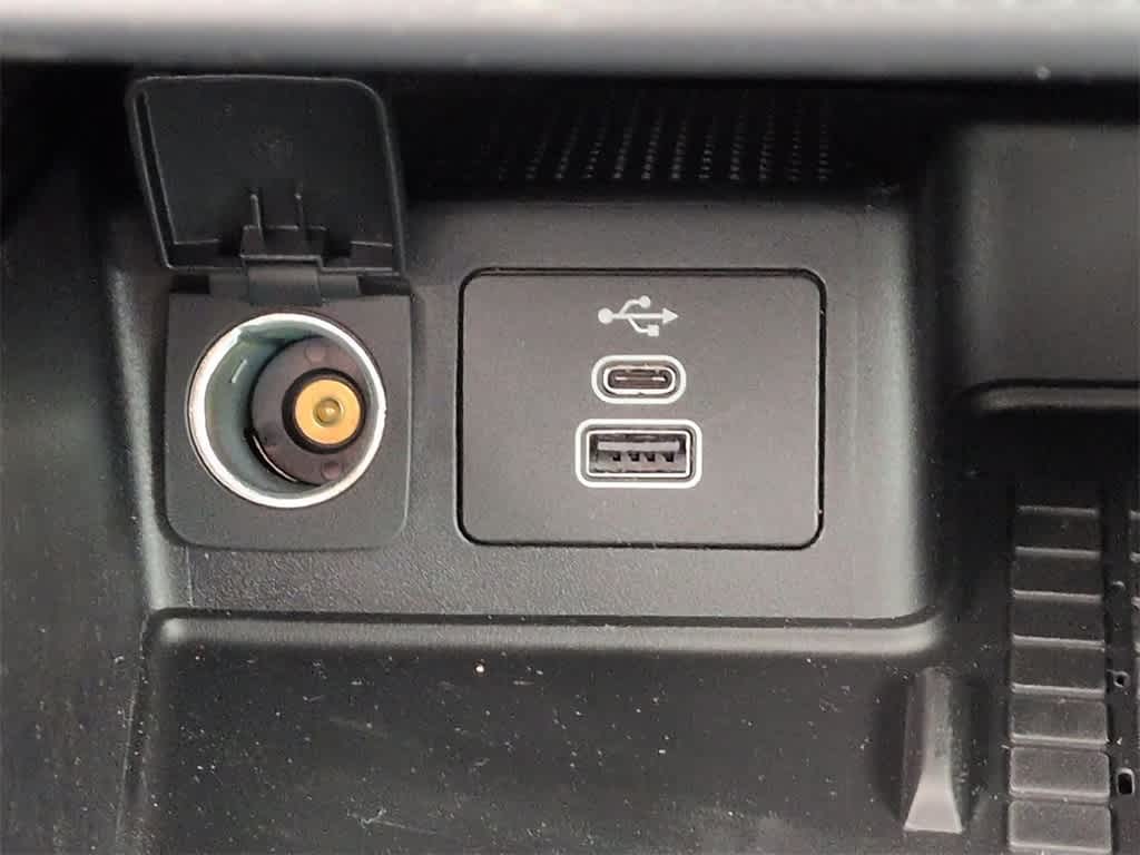 Thumbnail: 2025 Ford Bronco Sport - 31