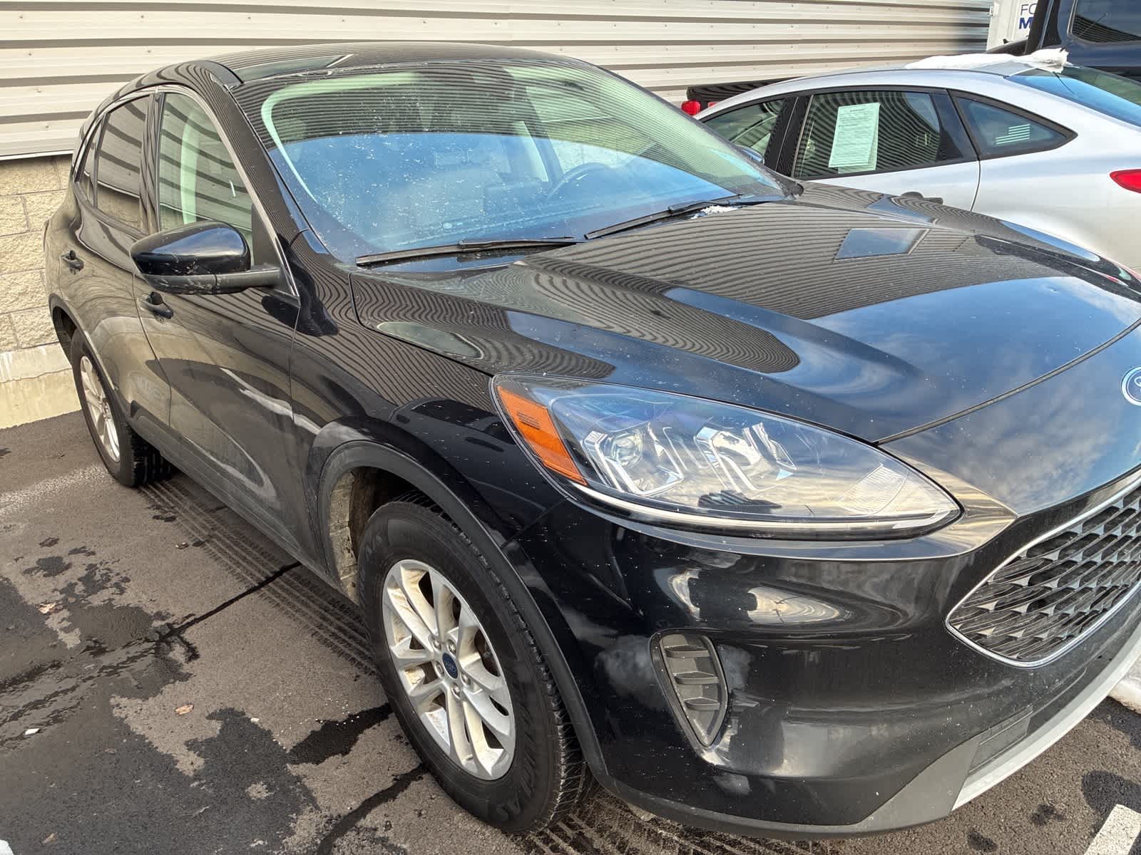 Thumbnail: 2021 Ford Escape - 6