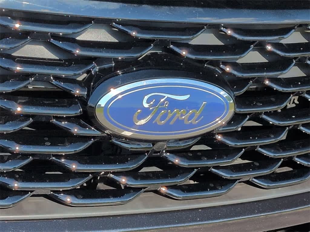 Thumbnail: 2021 Ford Explorer - 12