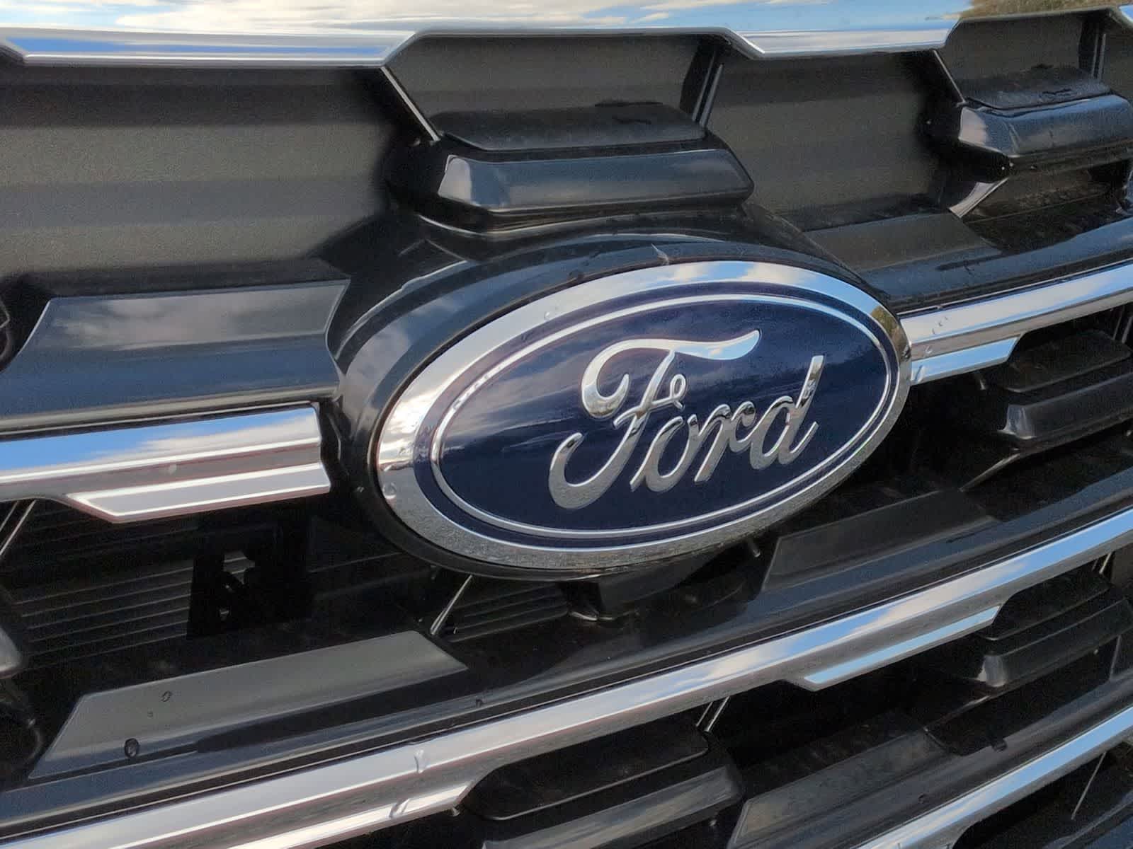 Thumbnail: 2026 Ford Explorer - 12