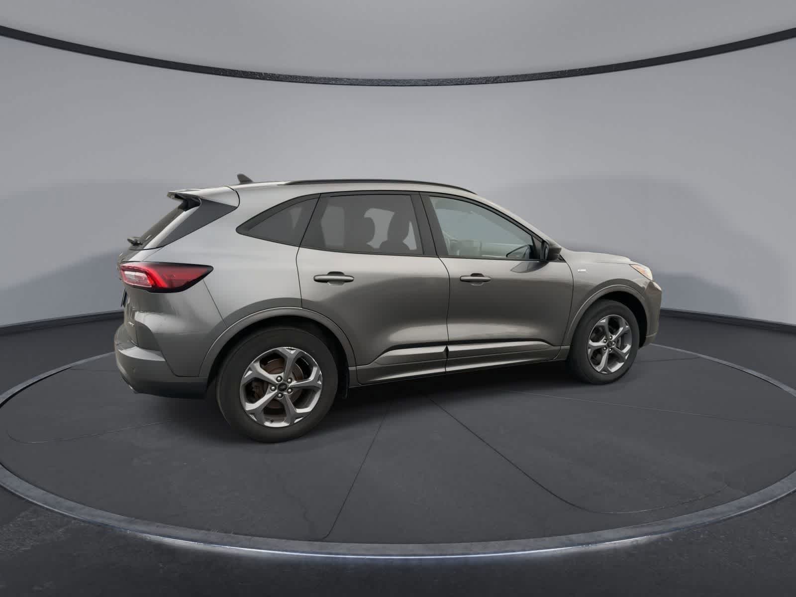 Thumbnail: 2023 Ford Escape - 8