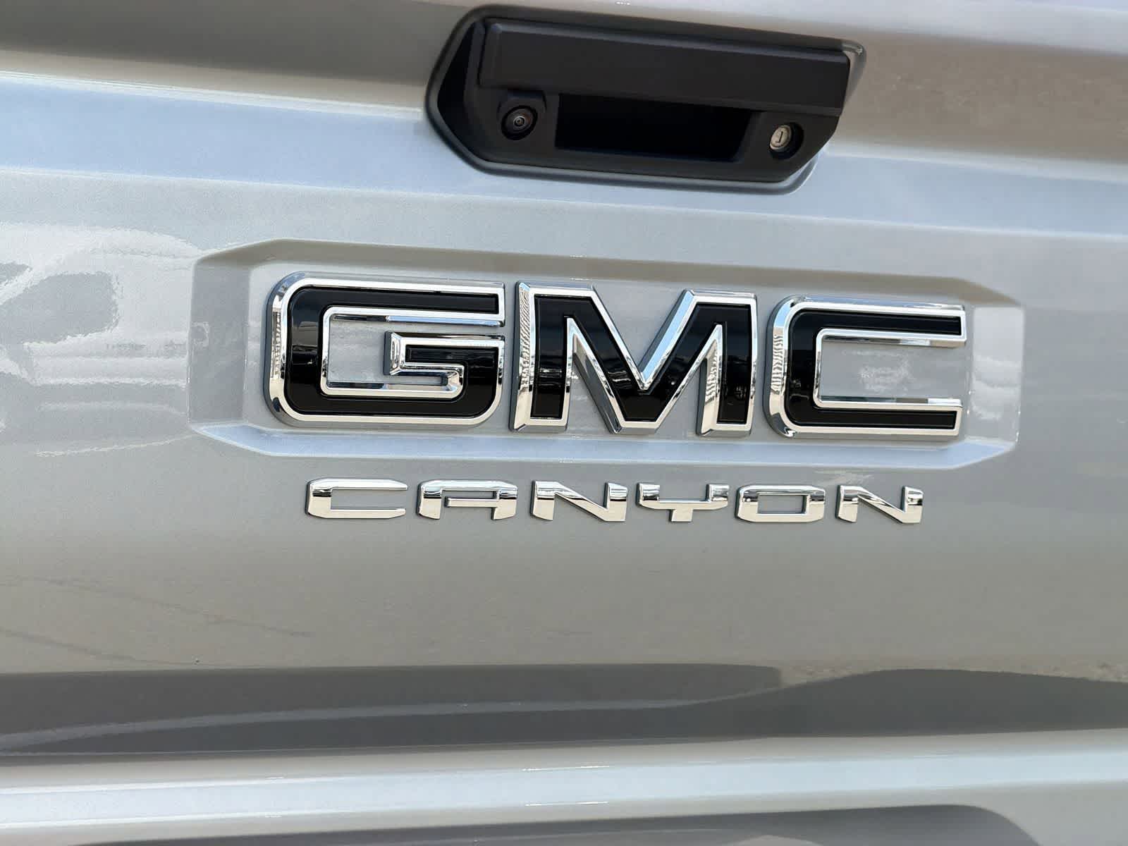 Thumbnail: 2024 GMC Canyon - 13