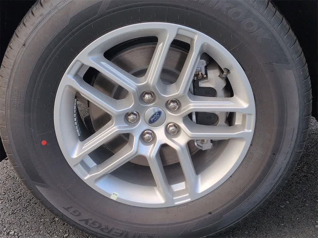 Thumbnail: 2025 Ford Explorer - 14