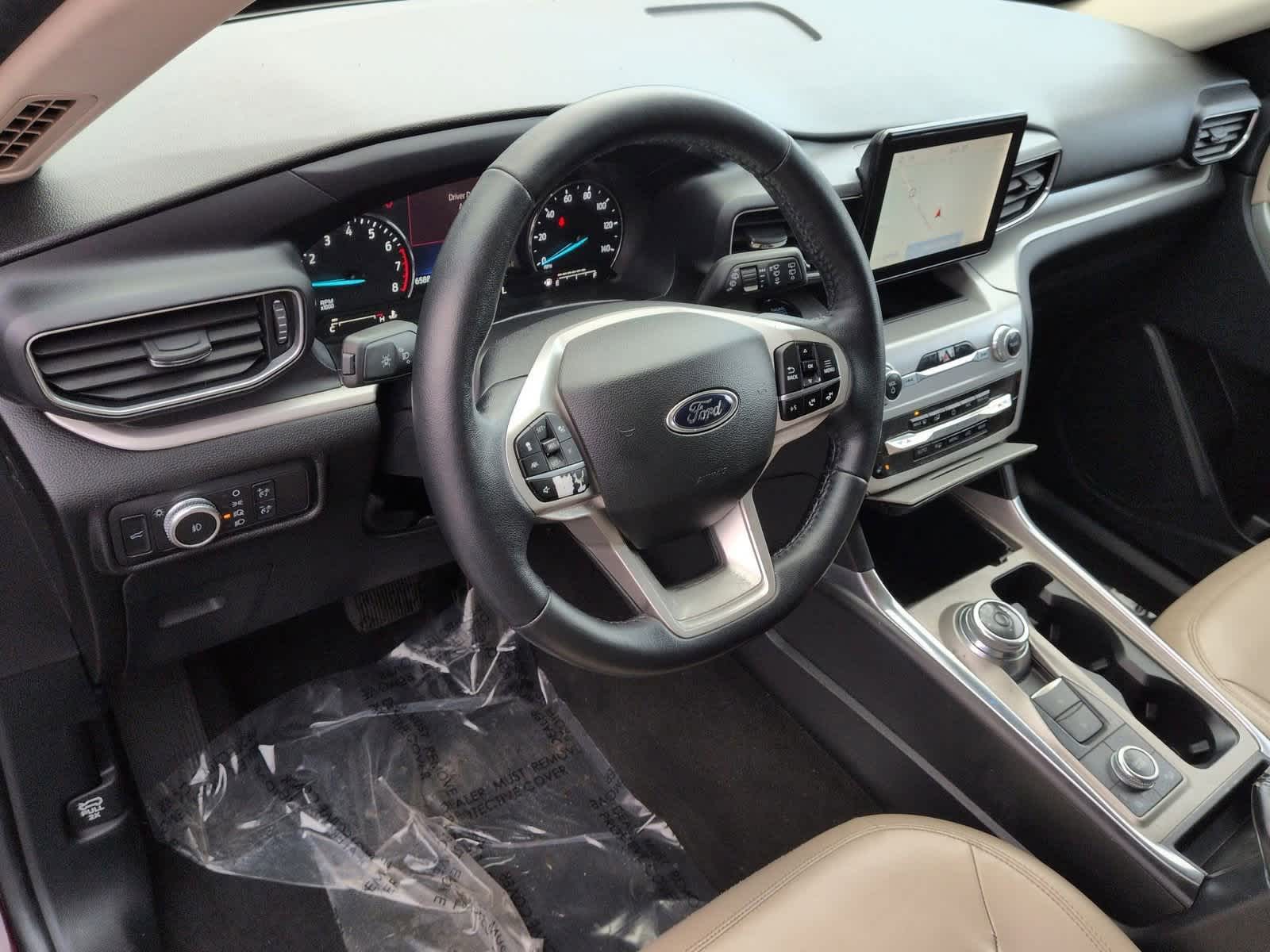 Thumbnail: 2022 Ford Explorer - 10