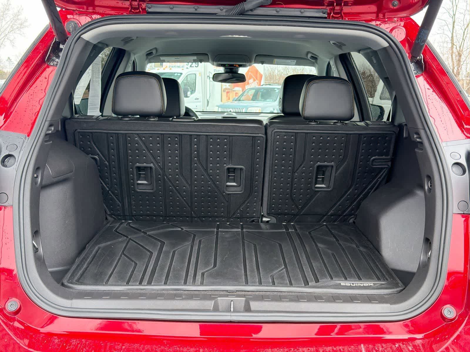 Thumbnail: 2023 Chevrolet Equinox - 34