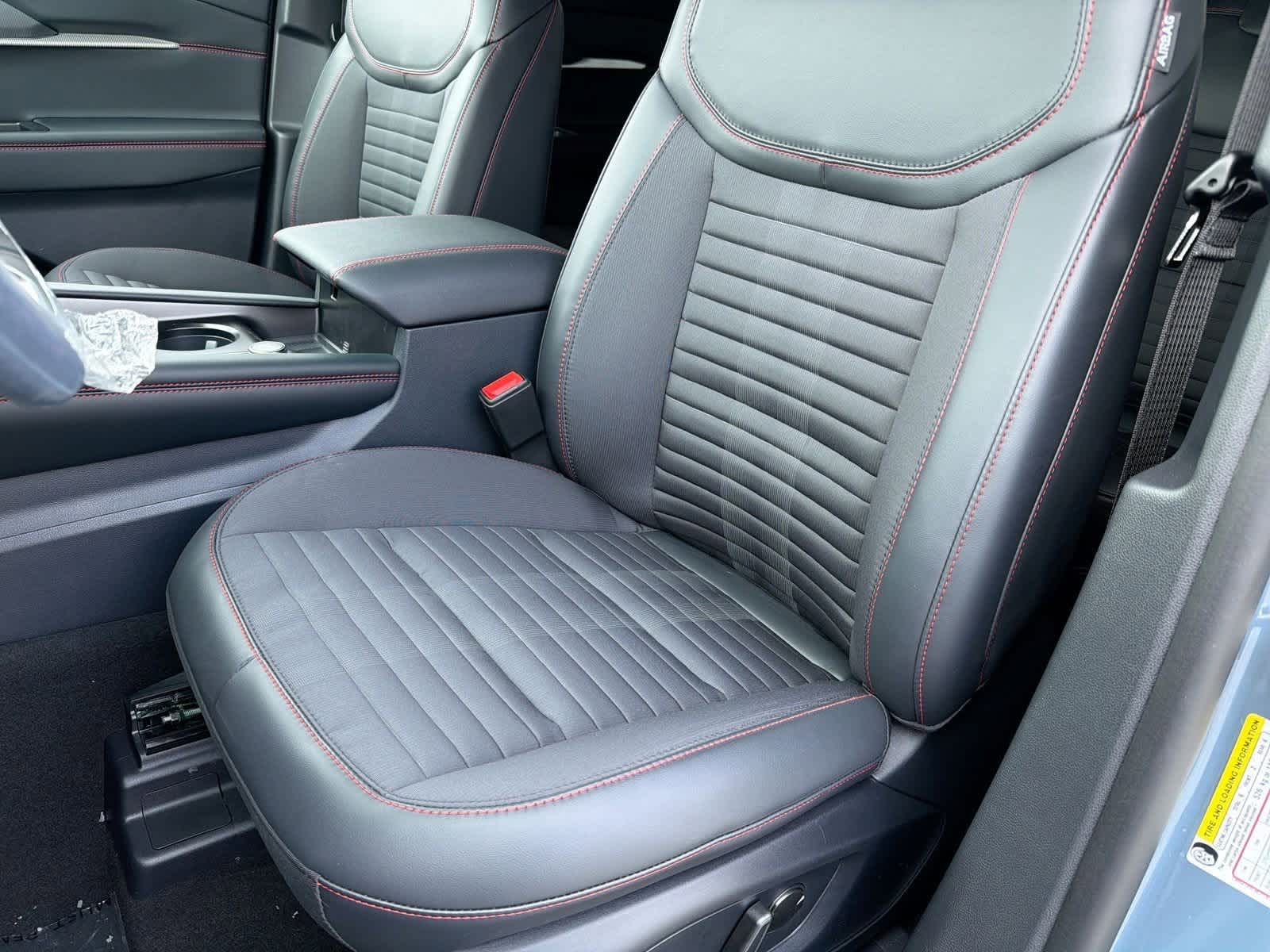 Thumbnail: 2026 Ford Explorer - 16