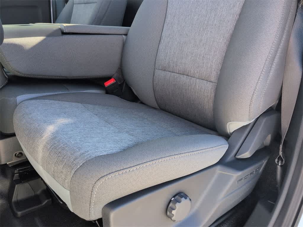 Thumbnail: 2026 Ford F-250 - 17