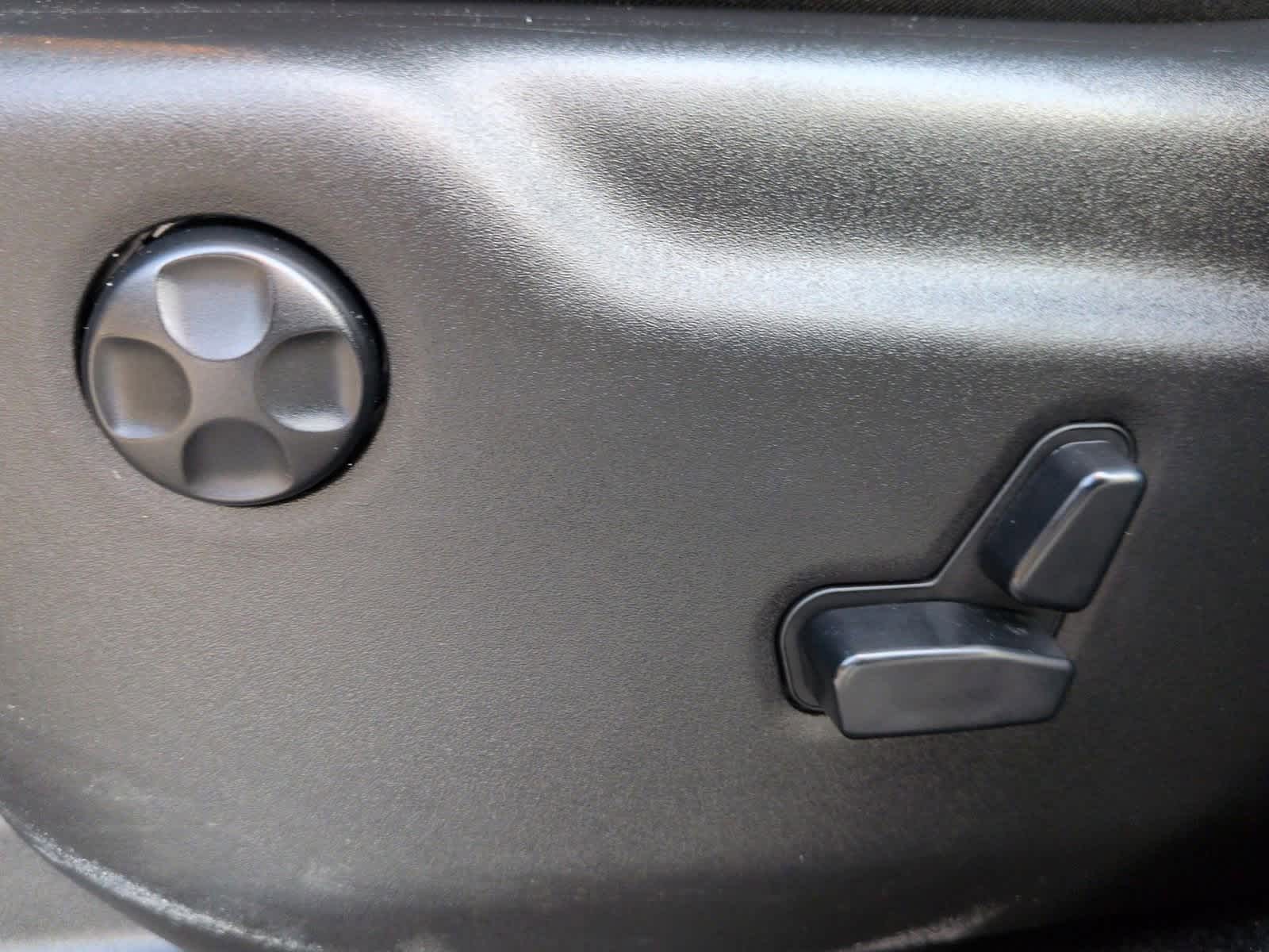 Thumbnail: 2021 Dodge Durango - 18