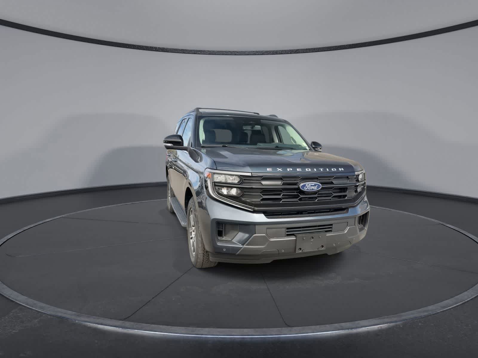 Thumbnail: 2026 Ford Expedition - 3