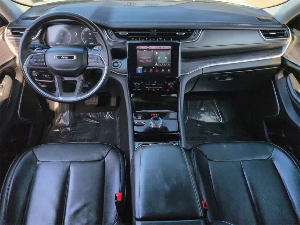 Thumbnail: 2022 Jeep Grand Cherokee - 16