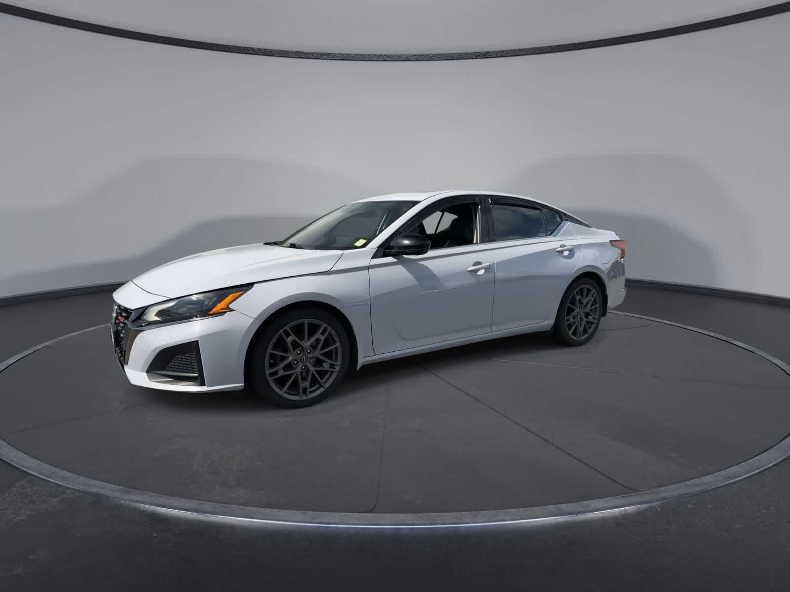 Thumbnail: 2023 Nissan Altima - 4