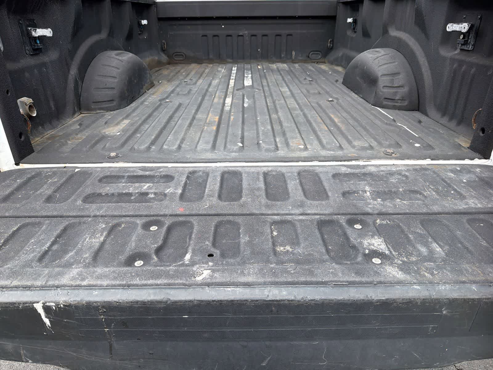 Thumbnail: 2020 Ford F-350 - 32