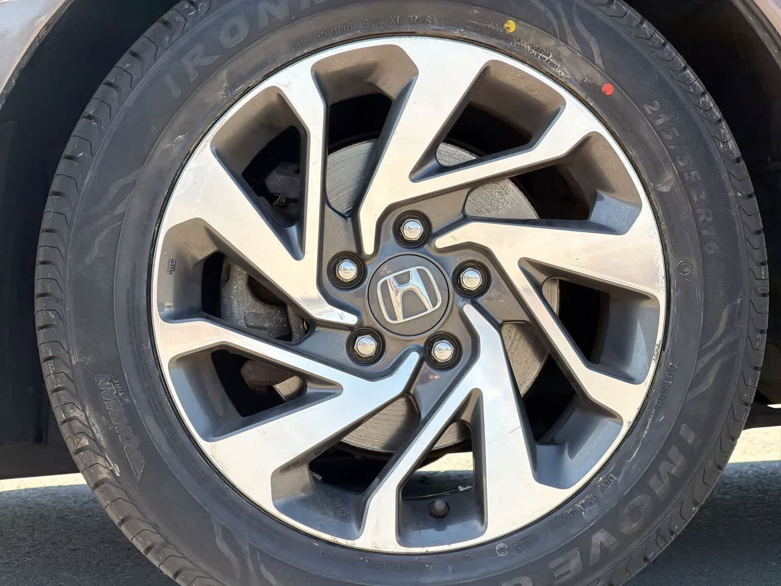 Thumbnail: 2016 Honda Civic - 13