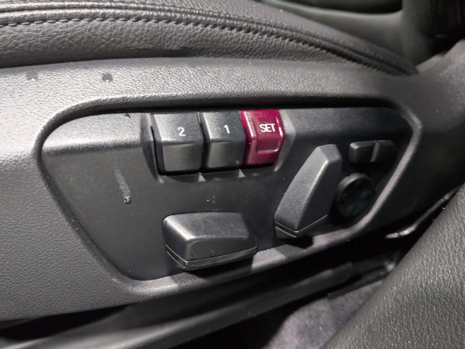 Thumbnail: 2018 BMW X1 - 10