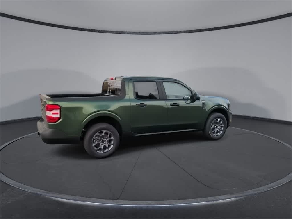 Thumbnail: 2025 Ford Maverick - 8