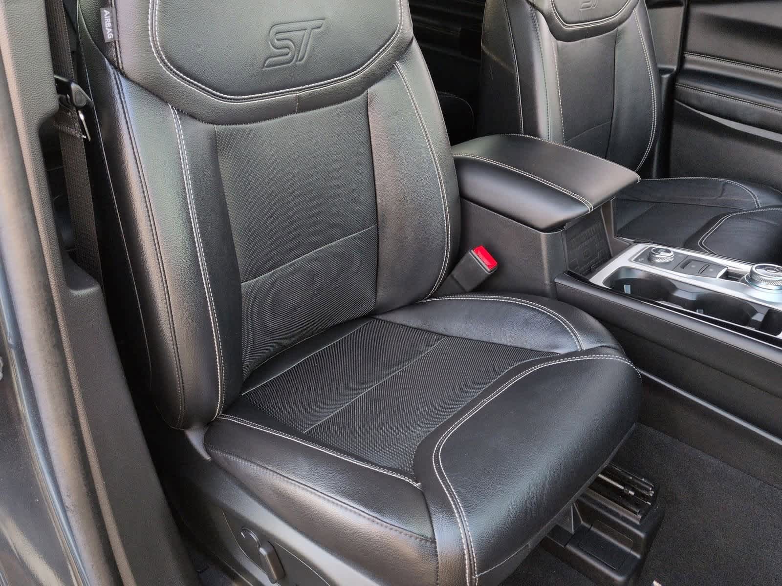 Thumbnail: 2023 Ford Explorer - 24