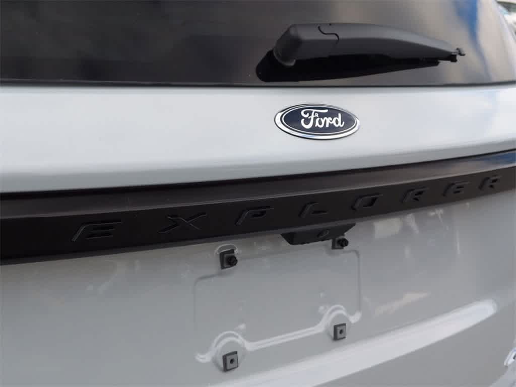 Thumbnail: 2026 Ford Explorer - 13
