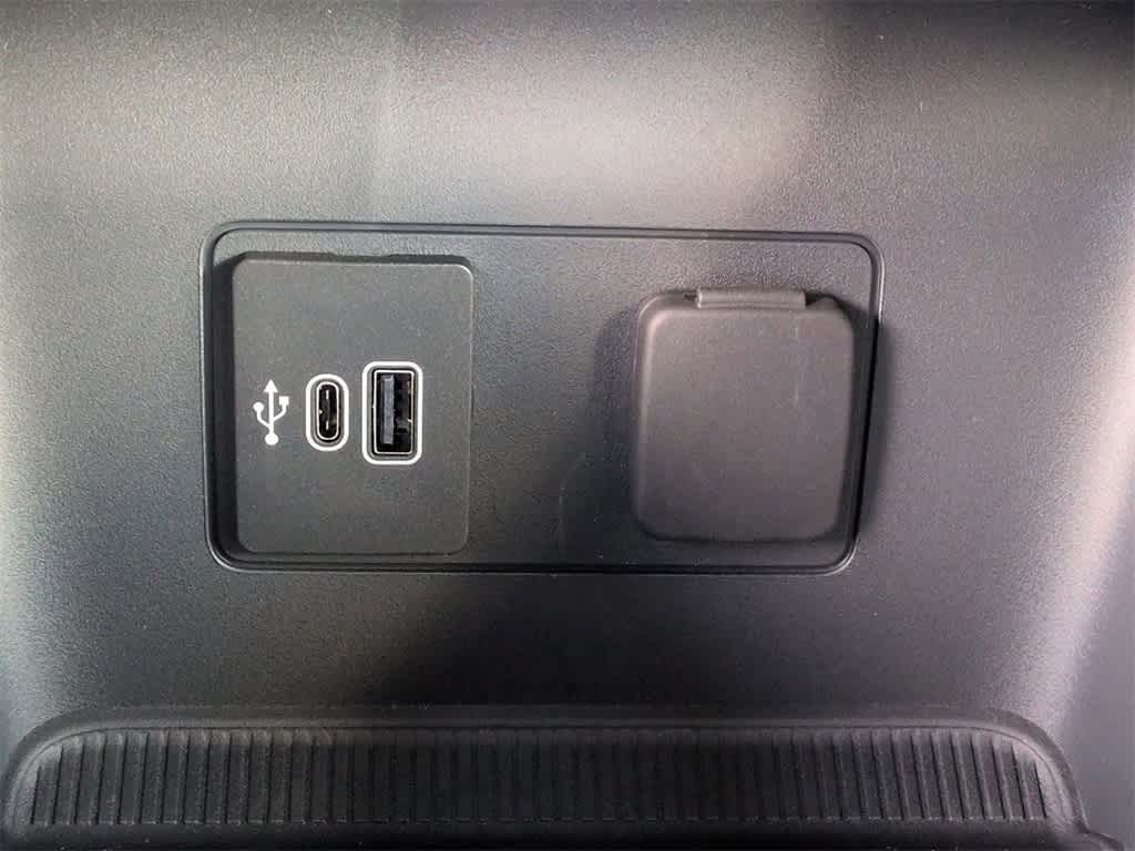 Thumbnail: 2026 Ford Explorer - 32