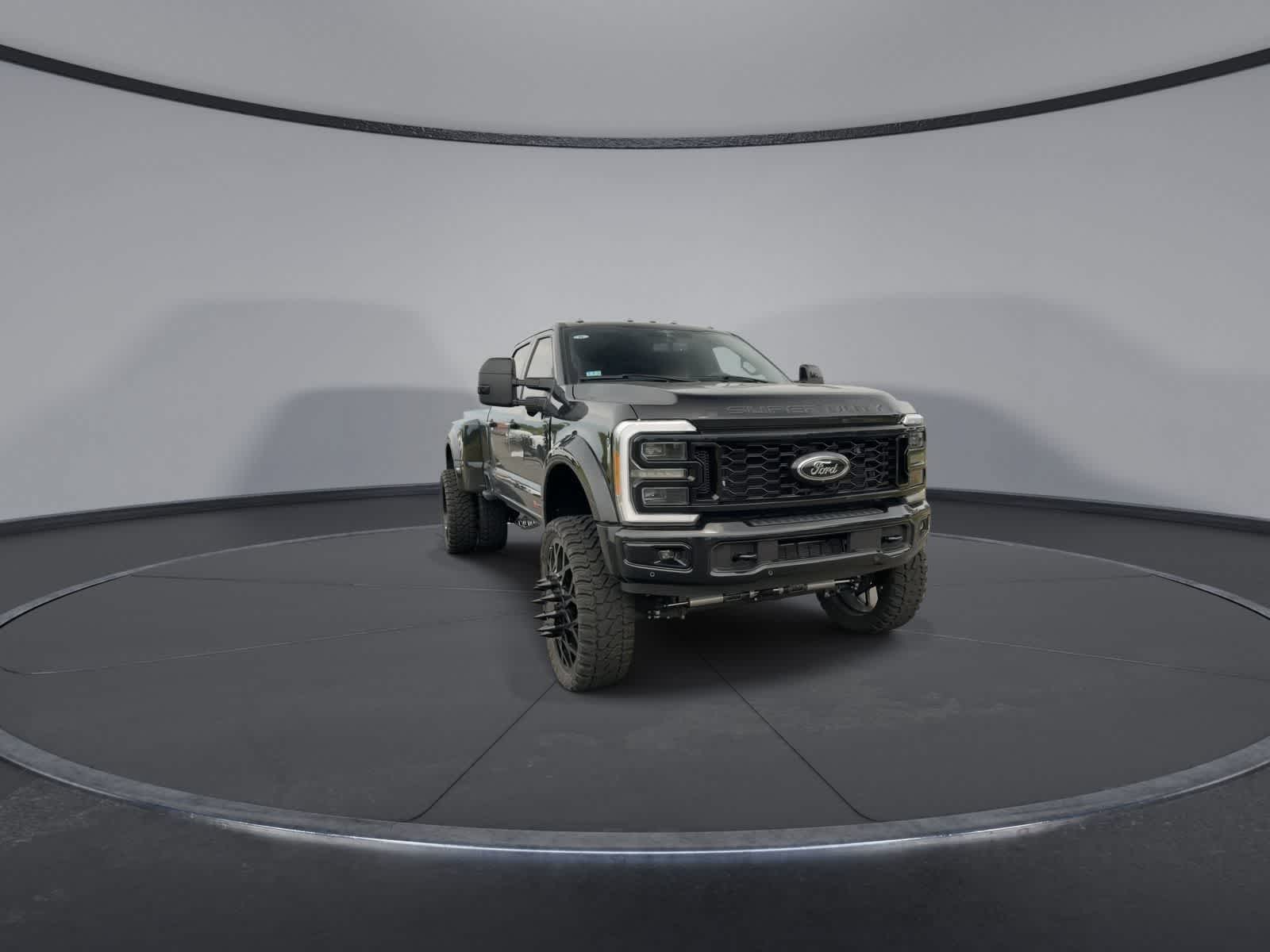 Thumbnail: 2023 Ford F-450 - 3