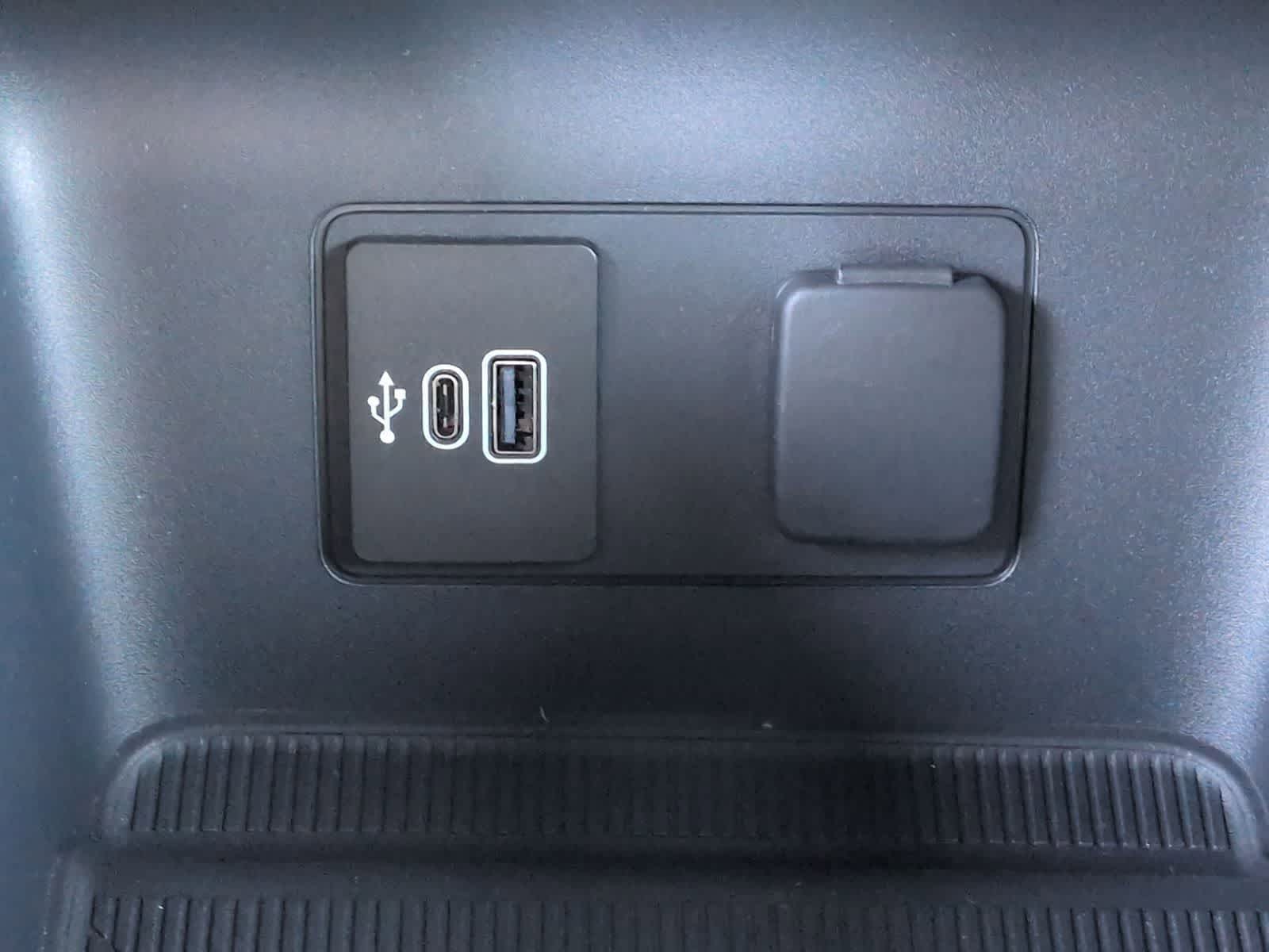 Thumbnail: 2026 Ford Explorer - 32