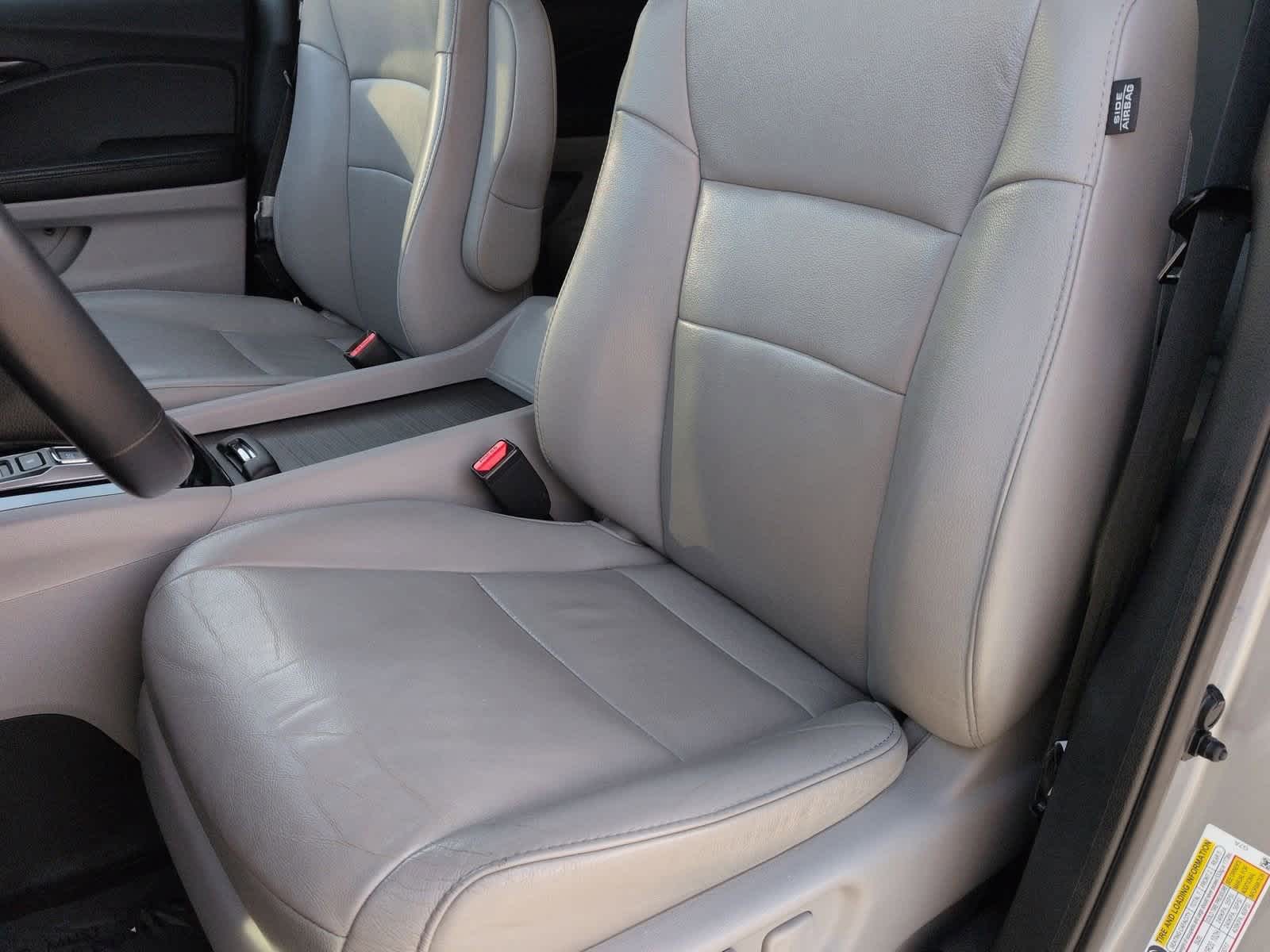 Thumbnail: 2020 Honda Pilot - 17