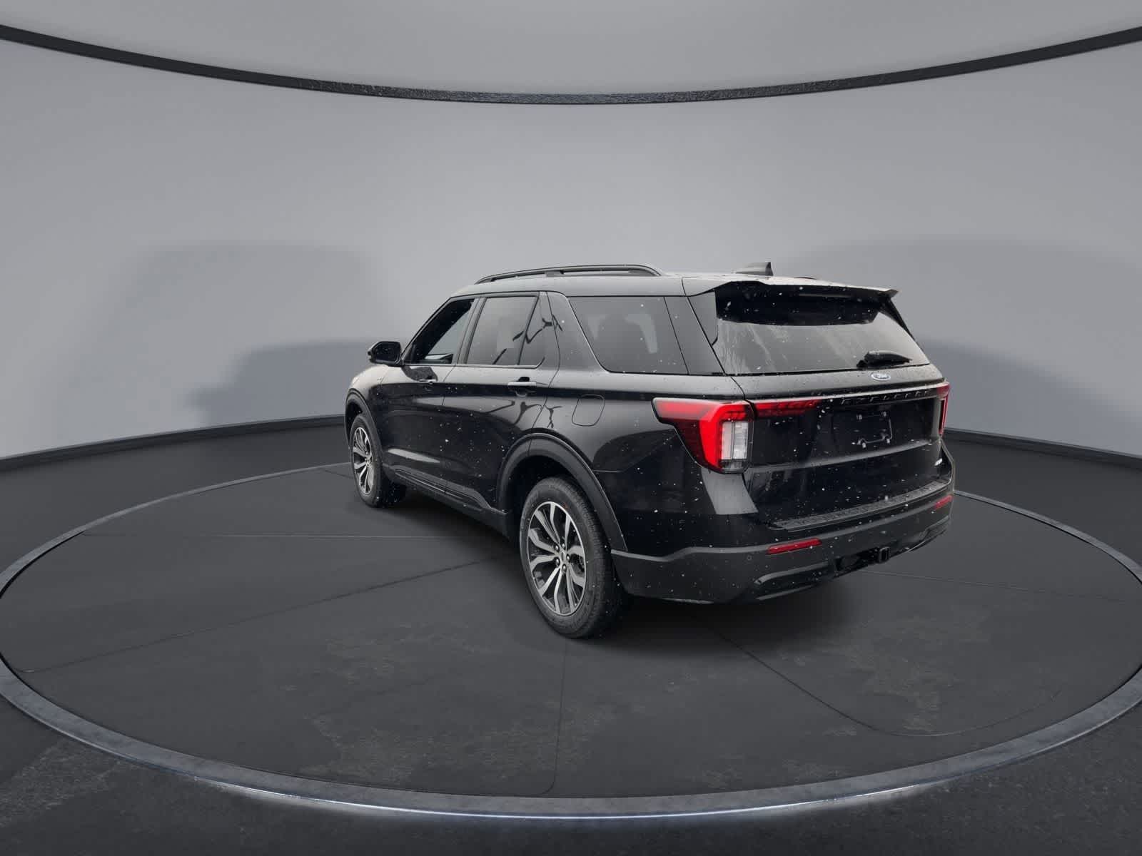 Thumbnail: 2026 Ford Explorer - 6